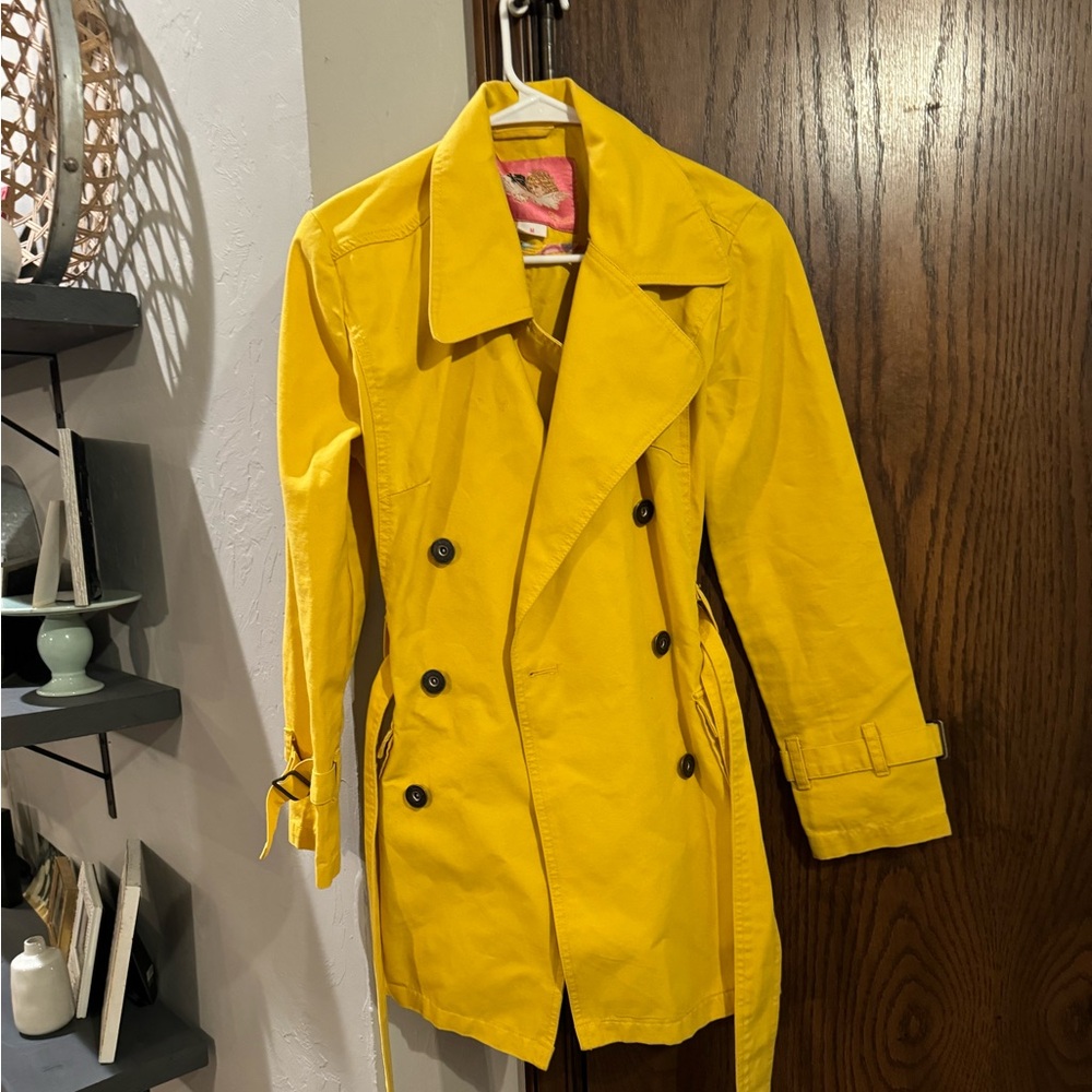 Trench coat